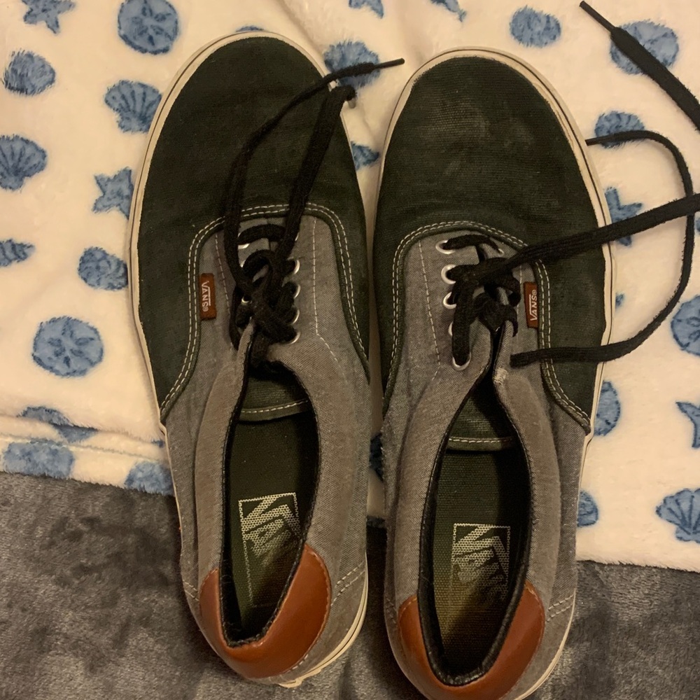 Vans Men's Dark Green and Gray Sneakers